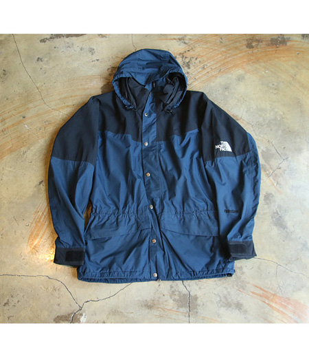 90`s North Face Hydro Seal Mountain Jacket (100)]